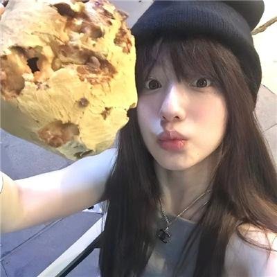 使用下方 20 个影片名，按顺序一一对应，不要改动片名文字，只根据片名和括号内类型提示来虚构全新的故事内容： 今天明天 演员就是演员 马拉泰斯塔 痴情公主 东柏林现场 魅影天堂 生旦净末丑 薄暮 向前一步 恐怖大楼 我们签约吧 致命通话 班战斯的海盗 一毛钱 复仇女神1950 超级男女 阳光下的影子 囚犯 快跑惊魂 商战街